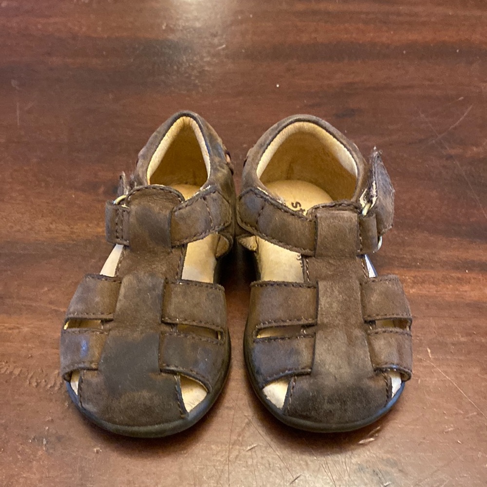 3M baby stride rite leather sandals